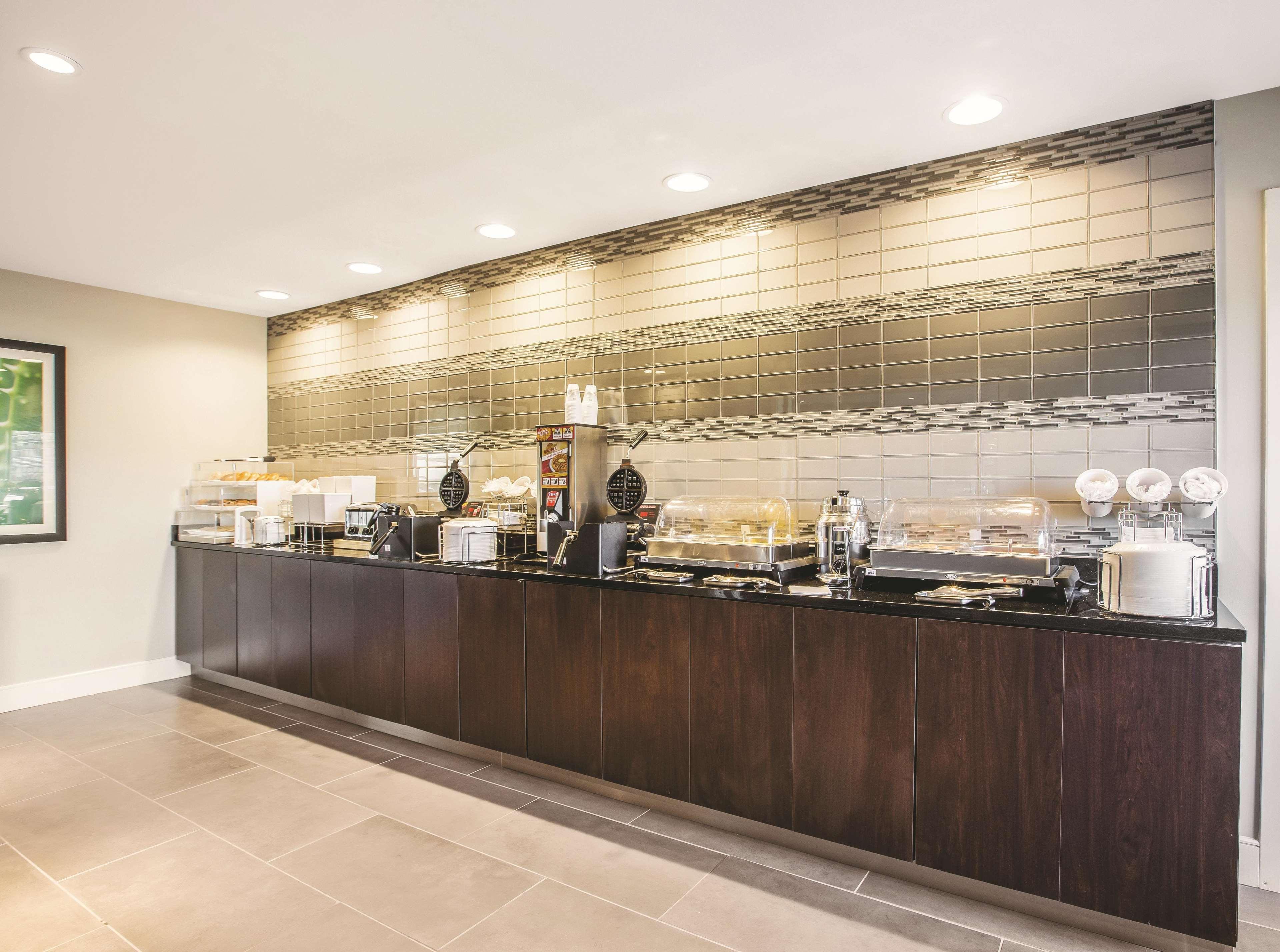 Hotel La Quinta By Wyndham Atlanta Midtown - Buckhead Esterno foto
