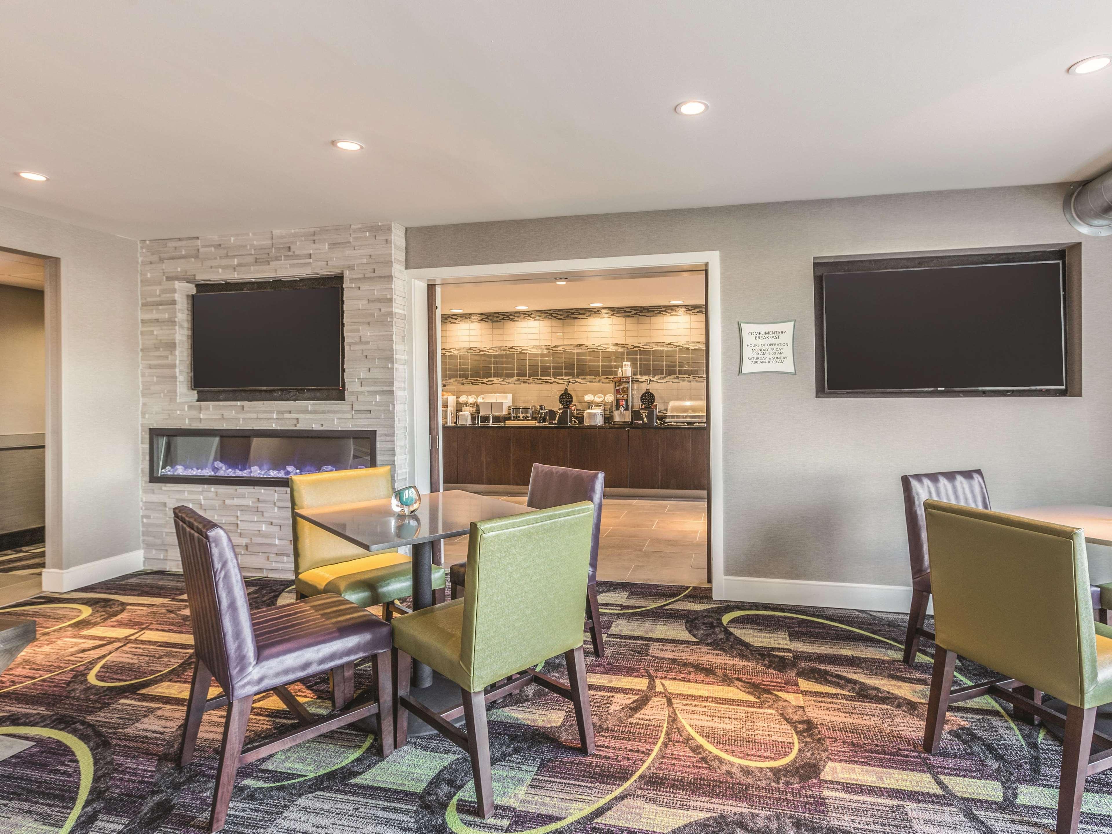 Hotel La Quinta By Wyndham Atlanta Midtown - Buckhead Esterno foto